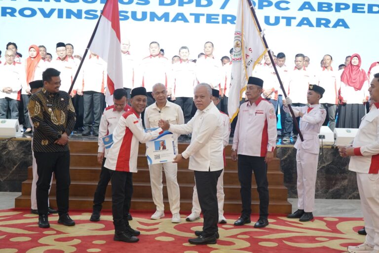 Dukung Program Jaga Desa, Kajati Sumut Dampingi Jamintel pada Pengukuhan Pengurus ABPEDNAS se-Sumut