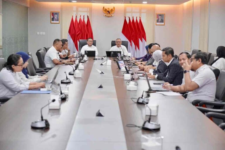 Kembangkan Aplikasi Dashboard SDM, Sekjen ATR/BPN: Proses Mutasi dan Promosi Jadi Lebih Efektif dan Efisien Kembangkan Aplikasi Dashboard SDM, Sekjen ATR/BPN: Proses Mutasi dan Promosi Jadi Lebih Efektif dan Efisien