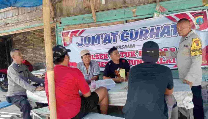 Serap Aspirasi Warga, Polsek Datuk Bandar dan Polsek STR Gelar “Jumat Curhat”