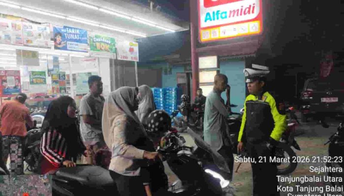 “Polantas Menyapa”: Sat Lantas Polres Tanjung Balai Sambangi Pedagang