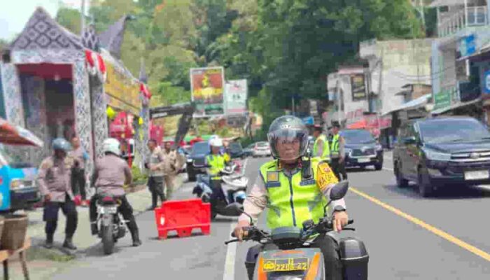 Kapolres Simalungun: Wisatawan Meningkat 40 Persen, Kelayakan Pelampung di Pelabuhan Atsari Diperiksa Ketat