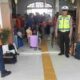 Pastikan Arus Balik Aman, Personel Polres Tanjungbalai Perketat Penjagaan di Stasiun KA
