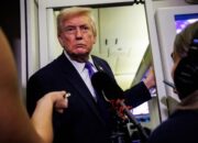 Trump Sebut Iran di Ambang Kekalahan, Minta Pasukan AS Tingkatkan Serangan