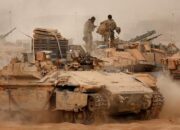 Israel Lancarkan Serangan Besar ke Lebanon, Hizbullah Balas dengan Puluhan Roket