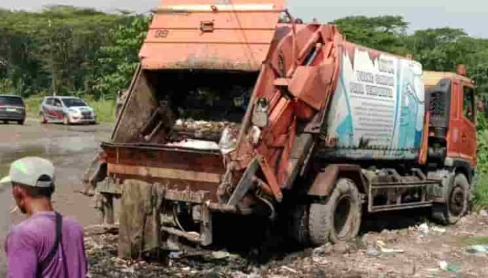 Kanal Titi Kuning Darurat Sampah, Camat Medan Johor Desak Solusi Terpadu
