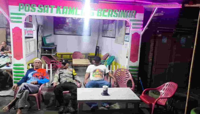 Jaga Kenyamanan Warga di Malam Hari, Polsek Teluk Nibung Aktifkan Ronda Malam di Pos Kamling