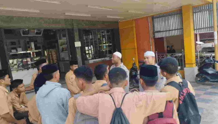 Sambangi Pelajar, Sat Binmas Polres Tanjung Balai Ajak Siswa Perangi Narkoba dan Bullying