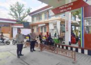 Pastikan Distribusi BBM Aman, Polsek Teluk Nibung Siagakan Personel di SPBU Letjend Suprapto