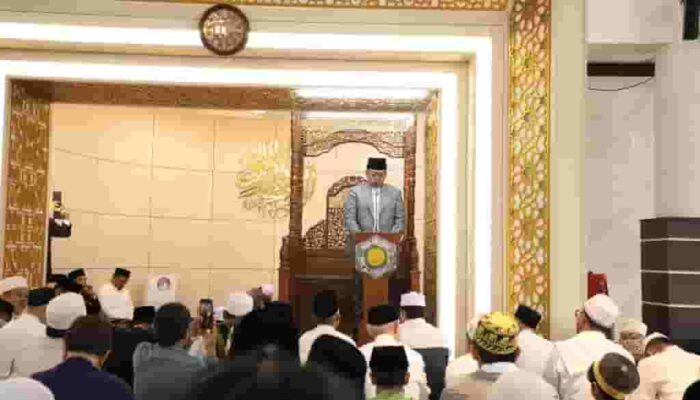 Jadi Khatib Iduladha, Menteri Nusron Ajak Umat “Sembelih” Ego dan Keserakahan