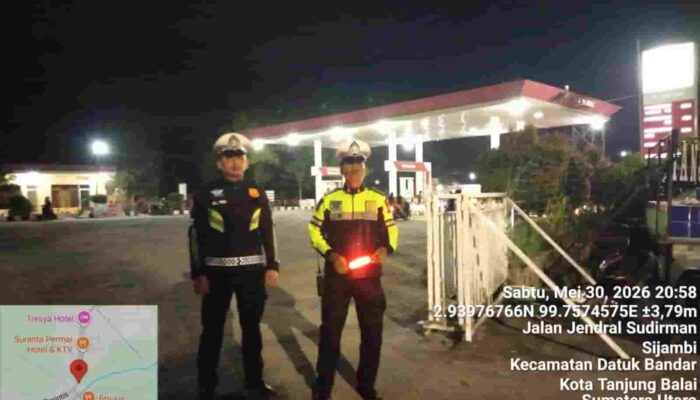 Antisipasi Kelangkaan BBM, Sat Lantas Polres Tanjung Balai Patroli di Sejumlah SPBU
