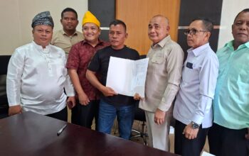 DPRD Batubara Bersama IWO Dan Zuriat Kedatukkan Lima Puluh Tandatangani Fakta Integritas