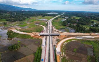Hutama Karya Kebut Akses Lubuk Alung, Konektivitas Tol Padang–Sicincin Makin Terintegrasi
