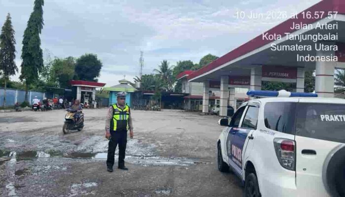 Antisipasi Kelangkaan BBM, Sat Lantas Polres Tanjung Balai Gelar Patroli di Sejumlah SPBU