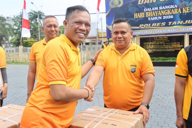 Sambut Hari Bhayangkara ke-80, Polres Tanjungbalai Gelar Olahraga Bersama TNI