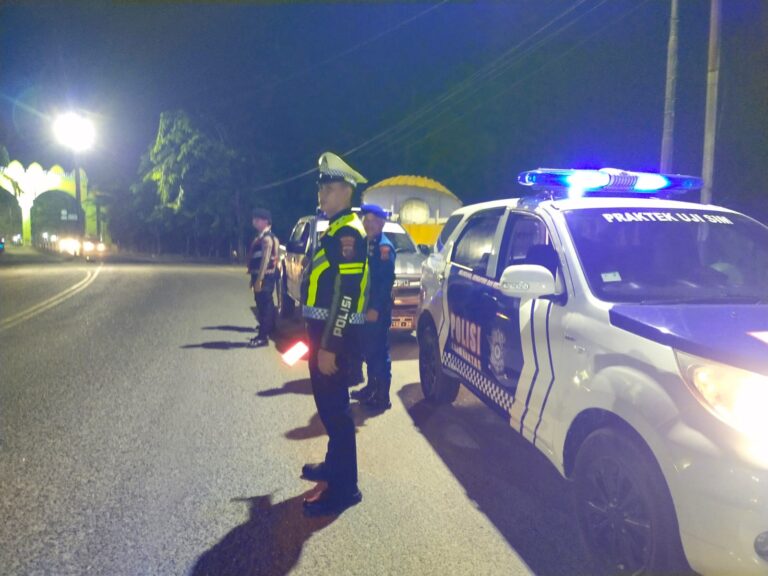 Redupkan Balap Liar, Satlantas Polres Tanjungbalai Nyalakan Blue Light Patrol Jaga Malam Warga