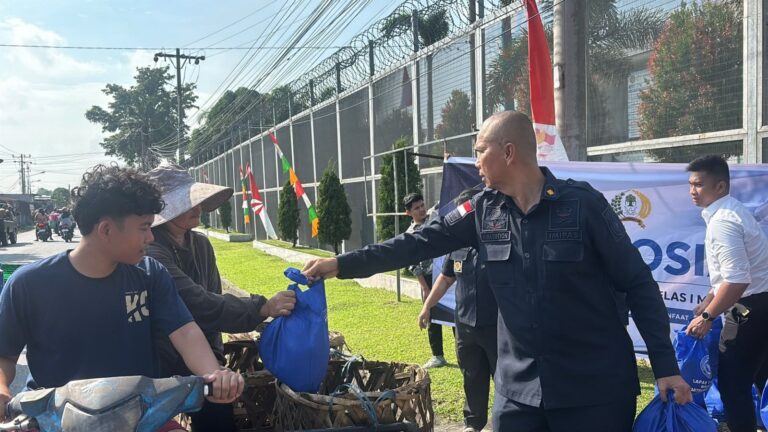 Lapas Kelas I Medan Bagikan Bantuan Sosial untuk Warga Sekitar, Perkuat Kepedulian dan Silaturahmi