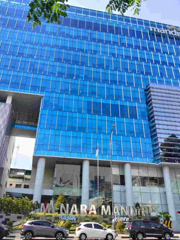 Terkesan Bungkam, Kanwil Bank Mandiri Menara Medan Enggan Temui Wartawan Saat Dikonfirmasi Soal Gugatan PT TSI dan Aksi Nasabah