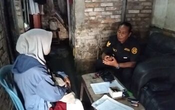 Kisah Haru!Dari Tempel Ban dan Cari Barang Bekas, Iskandar Berjuang Antar Putrinya hingga Jadi Sarjana