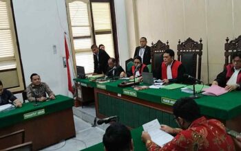 Sidang Kedua Gugatan PT TSI terhadap Bank Mandiri Kembali Ditunda, Hakim Tegas: “Jangan Mempersulit Persidangan” Sidang Kedua Gugatan PT TSI terhadap Bank Mandiri Kembali Ditunda, Hakim Tegas: “Jangan Mempersulit Persidangan”
