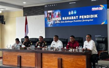 Jaksa Sahabat Pendidik, Kejari Toba Edukasi Kepala Sekolah soal Dana BOS dan Revitalisasi