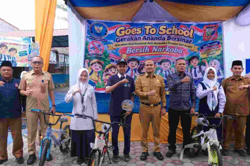 Kepala SMPN 1 Tanjungbalai Sambut Baik ANANDA BERSINAR, Siap Wujudkan Sekolah Bersih Narkoba